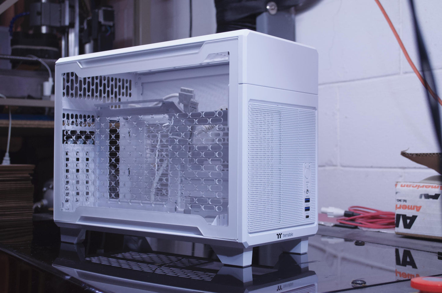 Thermaltake TR100 Custom Vented Side Panel