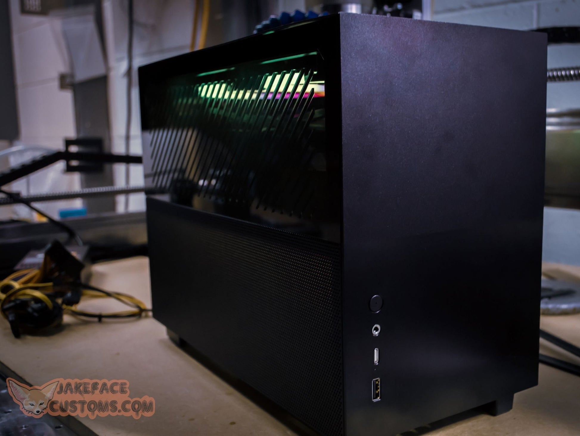 Lian Li Q58 Hot Swappable Custom Vented Side Panel | Pair - JakefaceCustoms